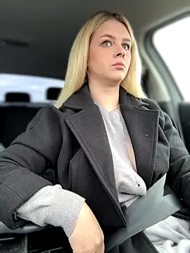 Love Bri online show from October 4, 2025, 10:39 am