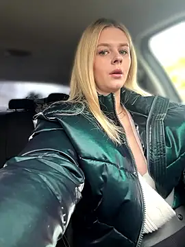 Love Bri online show from October 12, 2025, 10:05 am