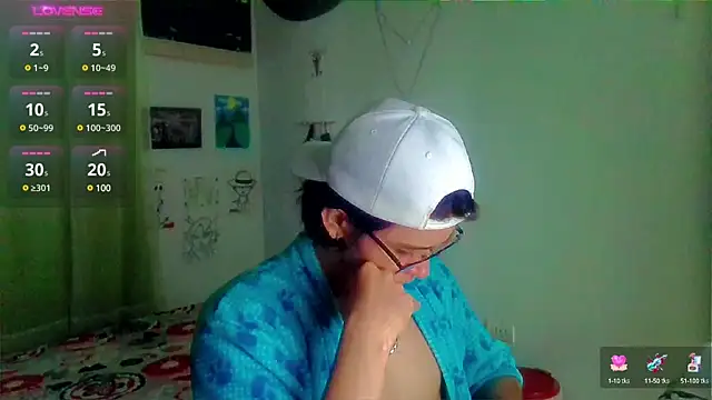 Snapshot of Andy_gray chatting on March 22, 2025, 11:32 am Andy gray online show from March 22, 2025, 11:32 am