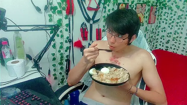 Snapshot of Andy_gray chatting on February 17, 2026, 2:47 pm Andy gray online show from February 17, 2026, 2:47 pm