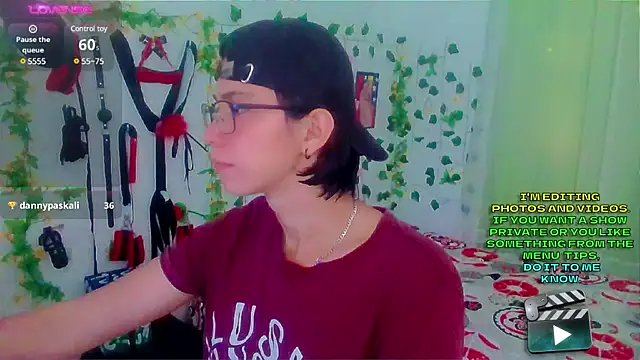 Snapshot of Andy_gray chatting on March 17, 2025, 3:29 pm Andy gray online show from March 17, 2025, 3:29 pm