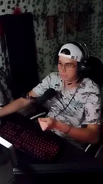 Snapshot of Andy_gray chatting on September 12, 2025, 12:11 am Andy gray online show from September 12, 2025, 12:11 am