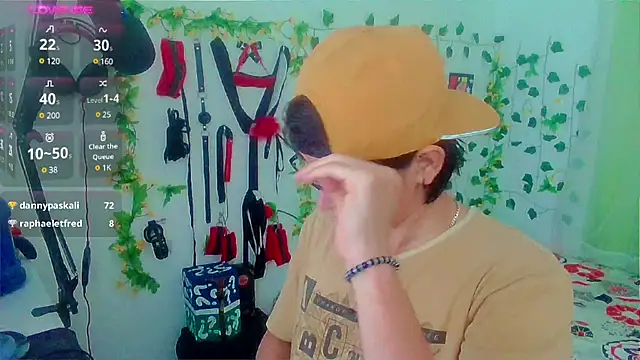 Snapshot of Andy_gray chatting on March 19, 2025, 2:24 pm Andy gray online show from March 19, 2025, 2:24 pm