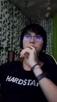 Snapshot of Andy_gray chatting on February 18, 2026, 11:45 pm Andy gray online show from February 18, 2026, 11:45 pm