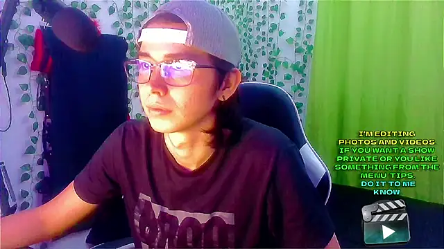 Snapshot of Andy_gray chatting on September 21, 2025, 2:28 am Andy gray online show from September 21, 2025, 2:28 am