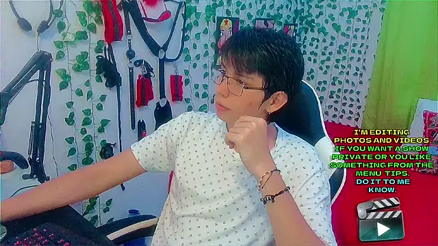 Snapshot of Andy_gray chatting on January 18, 2026, 1:09 am Andy gray online show from January 18, 2026, 1:09 am