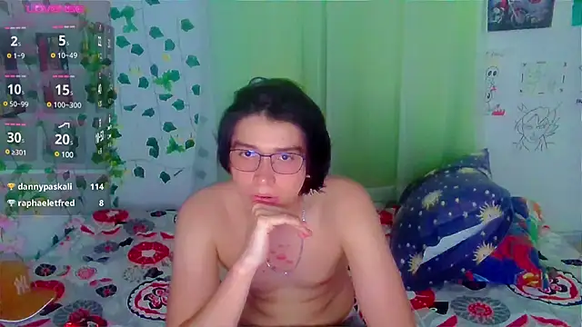 Snapshot of Andy_gray chatting on March 19, 2025, 8:32 pm Andy gray online show from March 19, 2025, 8:32 pm