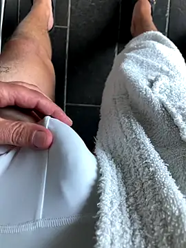 Snapshot of tomlolala chatting on September 21, 2025, 6:29 am tomlolala online show from September 21, 2025, 6:29 am