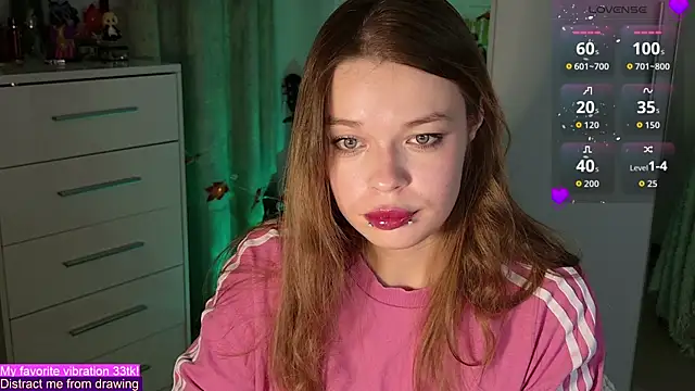 ValBae online show from October 13, 2025, 7:48 pm