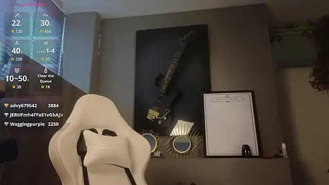 AyreenMoore online show from March 24, 2026, 2:06 pm