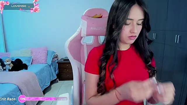 Snapshot of Tinylottie chatting on October 21, 2025, 11:37 pm Tinylottie online show from October 21, 2025, 11:37 pm