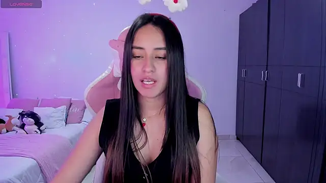 Snapshot of Tinylottie chatting on November 13, 2025, 2:04 am Tinylottie online show from November 13, 2025, 2:04 am