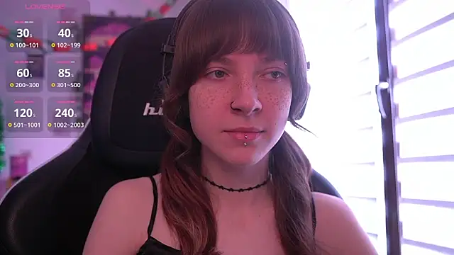 Snapshot of juliapie chatting on February 27, 2026, 10:04 am juliapie online show from February 27, 2026, 10:04 am