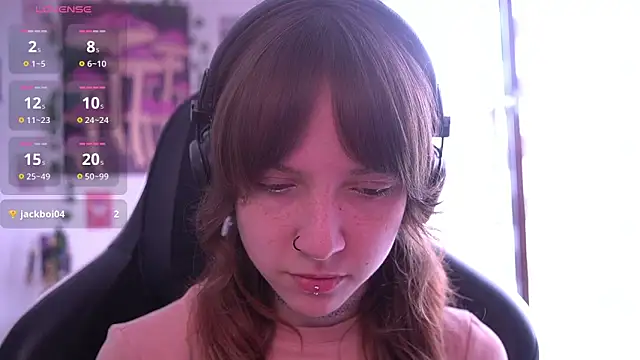 juliapie online show from April 10, 2026, 9:16 am