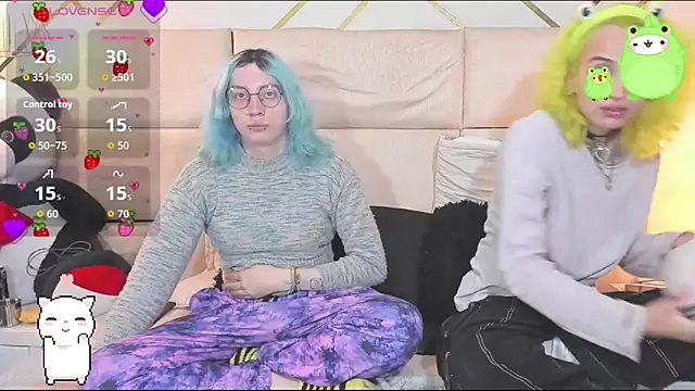 -kisa  online show from October 19, 2025, 2:47 am