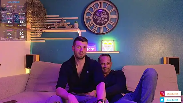 braqueuemar83 online show from January 18, 2025, 9:02 pm
