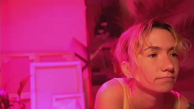 Arianna Richi online show from September 24, 2025, 5:47 am