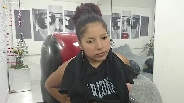 Snapshot of dannacoleman_ chatting on March 5, 2025, 8:00 pm dannacoleman online show from March 5, 2025, 8:00 pm