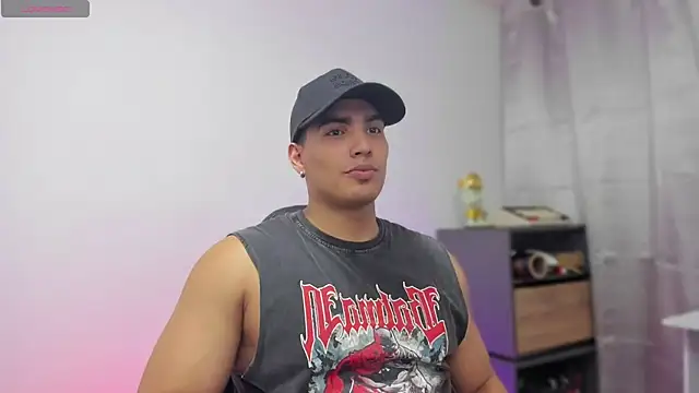 Snapshot of JamesGraay chatting on December 15, 2025, 9:15 am JamesGraay online show from December 15, 2025, 9:15 am