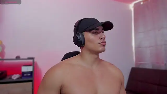 Snapshot of JamesGraay chatting on October 4, 2025, 11:45 am JamesGraay online show from October 4, 2025, 11:45 am