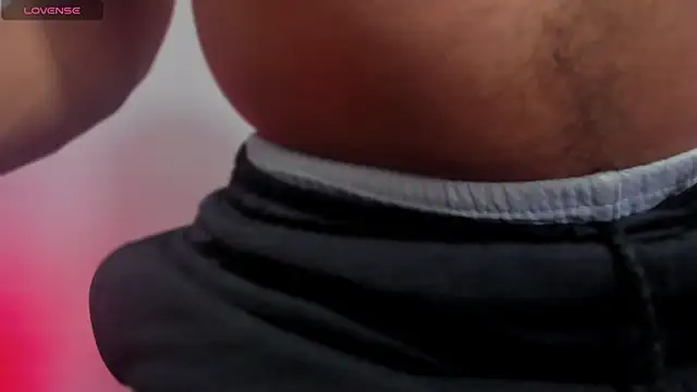 Snapshot of JamesGraay chatting on February 5, 2026, 3:02 am JamesGraay online show from February 5, 2026, 3:02 am