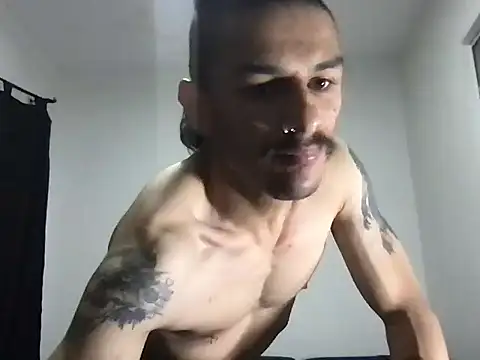 HorrorotikA online show from April 2, 2026, 11:00 pm