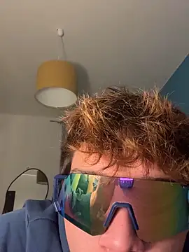 Snapshot of calleaaaa chatting on November 24, 2025, 12:05 pm calleaaaa online show from November 24, 2025, 12:05 pm