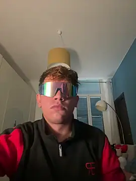 Snapshot of calleaaaa chatting on November 8, 2025, 10:08 am calleaaaa online show from November 8, 2025, 10:08 am