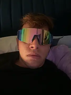 Snapshot of calleaaaa chatting on October 26, 2025, 10:15 am calleaaaa online show from October 26, 2025, 10:15 am