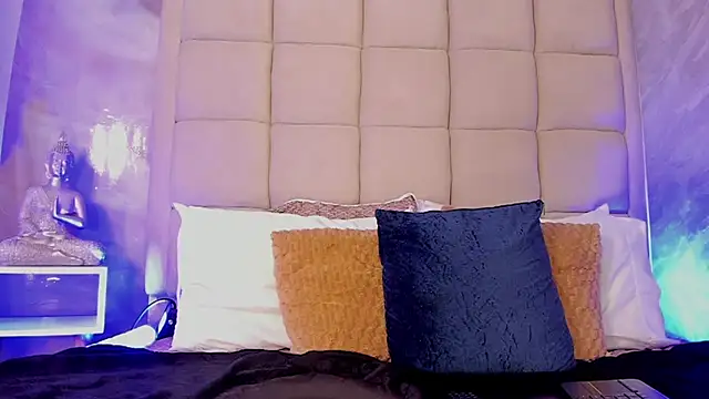 andymiller  online show from October 1, 2025, 1:04 pm