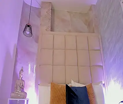 andymiller  online show from September 13, 2025, 1:22 pm