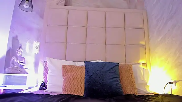 andymiller  online show from October 3, 2025, 1:01 pm