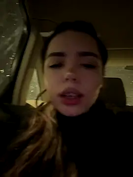 pantyless online show from October 25, 2025, 10:10 pm