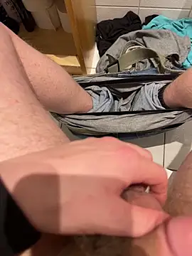 Snapshot of Michaela1222 chatting on February 5, 2026, 2:24 pm Michaela1222 online show from February 5, 2026, 2:24 pm