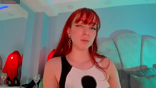 sweeet peach online show from October 30, 2025, 4:00 am