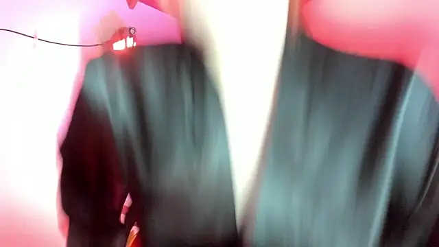 sweeet peach online show from April 25, 2026, 5:54 am