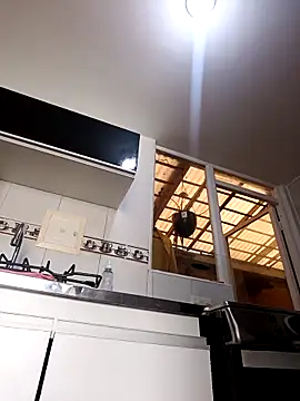 Bonny Klote online show from February 19, 2026, 3:09 pm