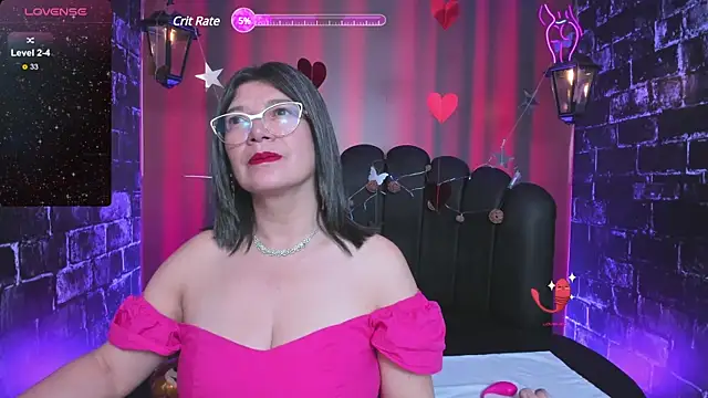 Snapshot of Madame_Jay chatting on February 22, 2025, 1:24 pm Madame Jay online show from February 22, 2025, 1:24 pm