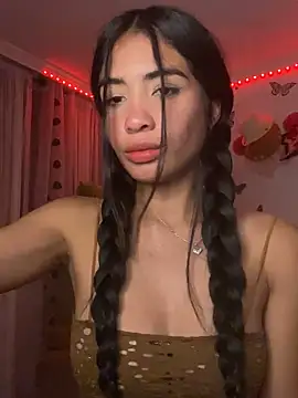 Snapshot of lina_pink chatting on December 3, 2024, 5:26 am lina pink online show from December 3, 2024, 5:26 am