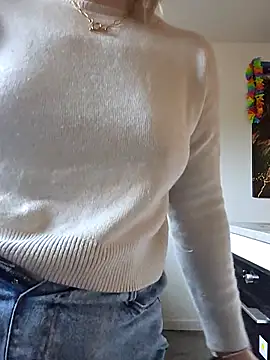 Giuliana baby online show from November 28, 2025, 8:47 am