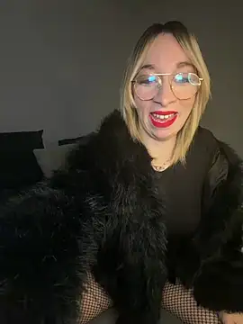 Snapshot of Giuliana_baby chatting on February 12, 2026, 8:08 pm Giuliana baby online show from February 12, 2026, 8:08 pm