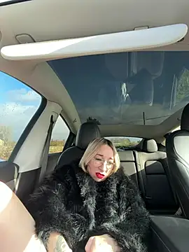 Snapshot of Giuliana_baby chatting on February 11, 2026, 10:04 am Giuliana baby online show from February 11, 2026, 10:04 am