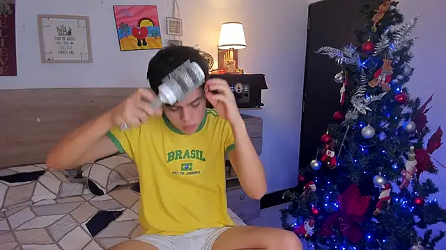 Snapshot of justinbiler chatting on December 16, 2025, 3:05 pm justinbiler online show from December 16, 2025, 3:05 pm