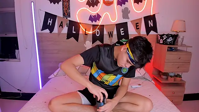 Snapshot of justinbiler chatting on October 28, 2025, 1:43 pm justinbiler online show from October 28, 2025, 1:43 pm