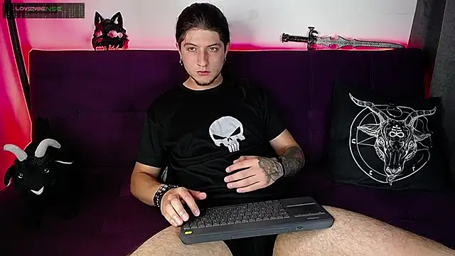 blckwolf 6 online show from February 24, 2025, 8:03 pm