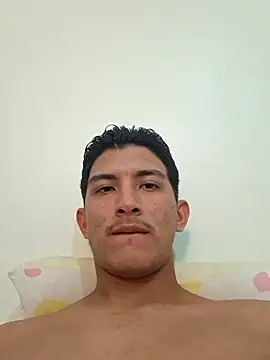 Snapshot of Guti_hazz chatting on January 8, 2026, 11:27 am Guti hazz online show from January 8, 2026, 11:27 am