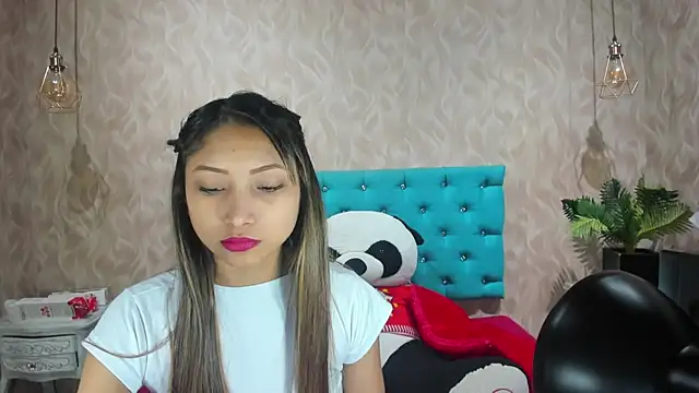 Snapshot of MadelineDoll chatting on February 13, 2026, 2:39 pm MadelineDoll online show from February 13, 2026, 2:39 pm