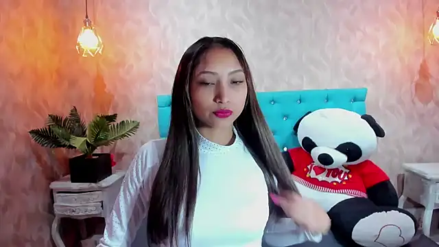 Snapshot of MadelineDoll chatting on February 21, 2026, 2:19 pm MadelineDoll online show from February 21, 2026, 2:19 pm