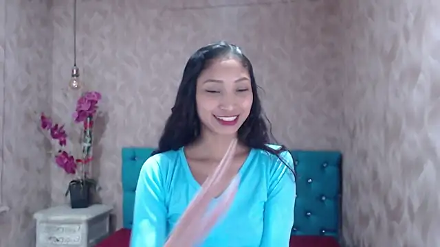 Snapshot of MadelineDoll chatting on March 9, 2025, 2:50 am MadelineDoll online show from March 9, 2025, 2:50 am