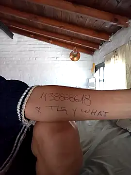 Snapshot of Viudanegraa chatting on November 5, 2025, 12:08 pm Viudanegraa online show from November 5, 2025, 12:08 pm